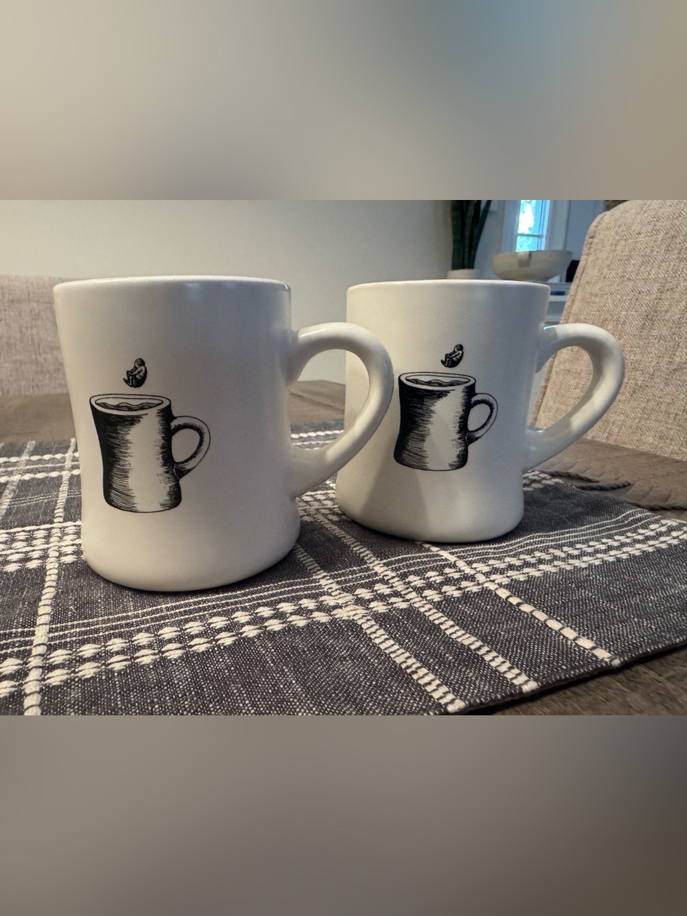 Peets Coffee Mug Pair. Like new. 15 oz ea.